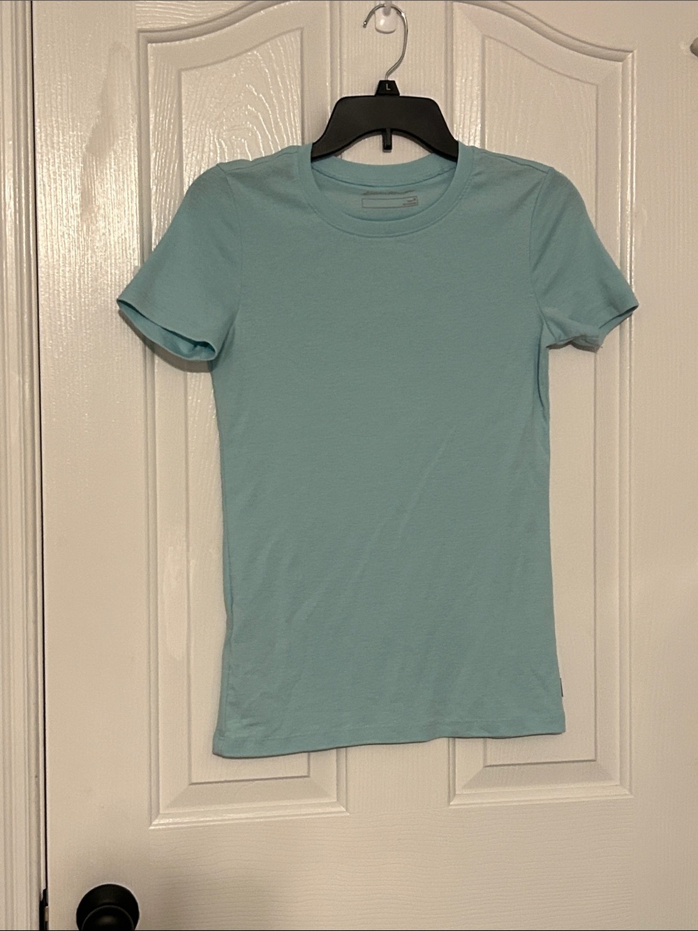 Eddie Bauer Light Aqua Short Sleeve Crewneck Tee Medium